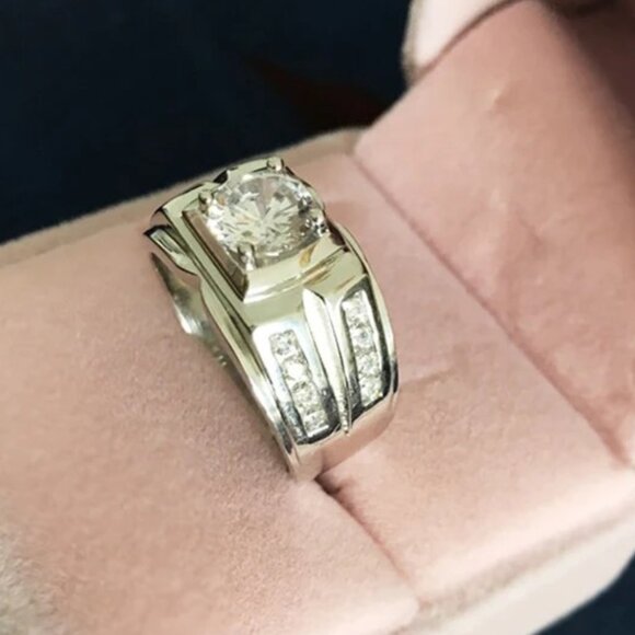 🆕 Stunning Lg. Men's 2.50 CTW. Diamond Ring, Stamped 925 Sterling Silver 🆕 - Picture 3 of 10